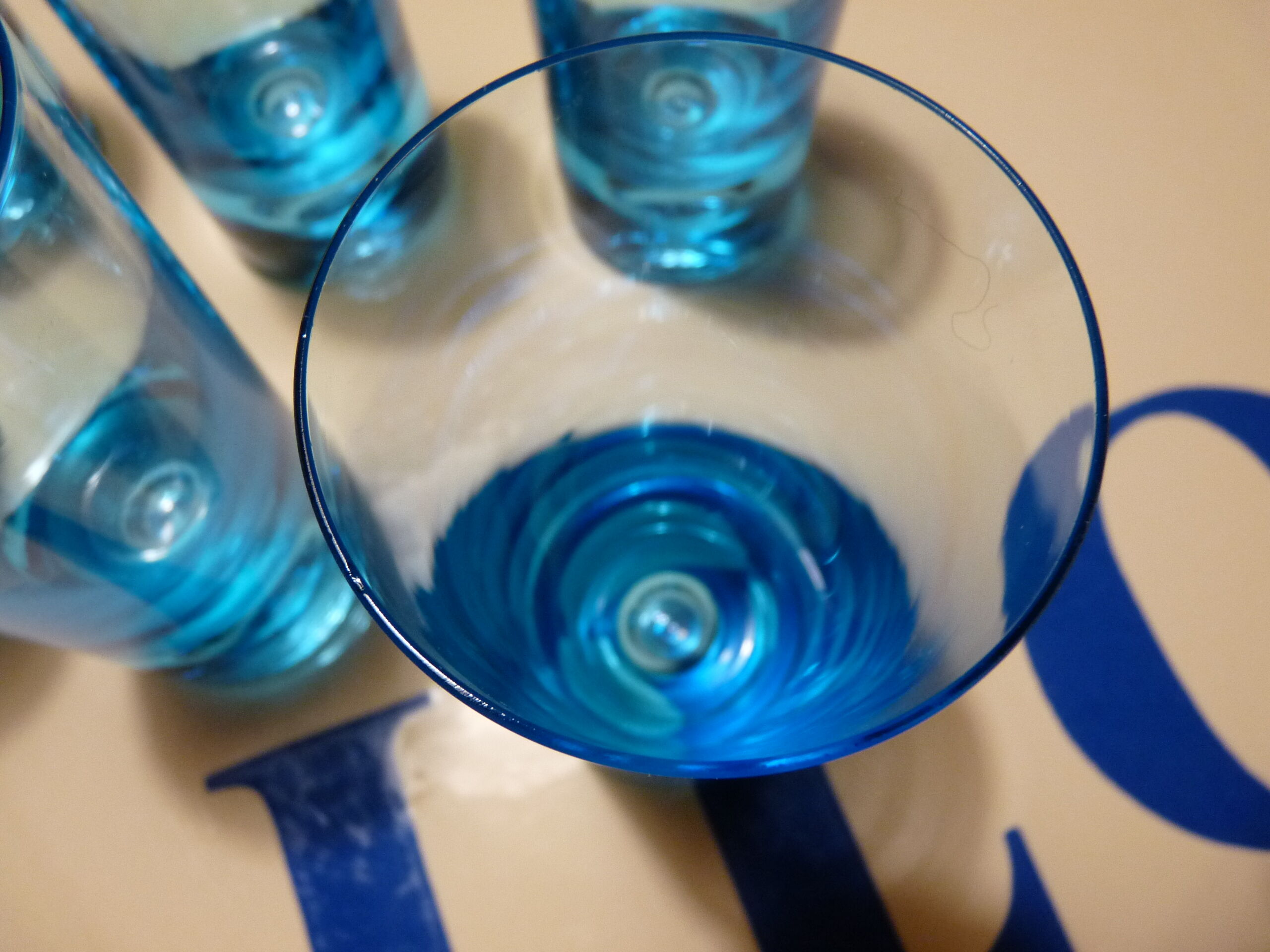 Verres a orangeade coktail bleus turquoise vintage