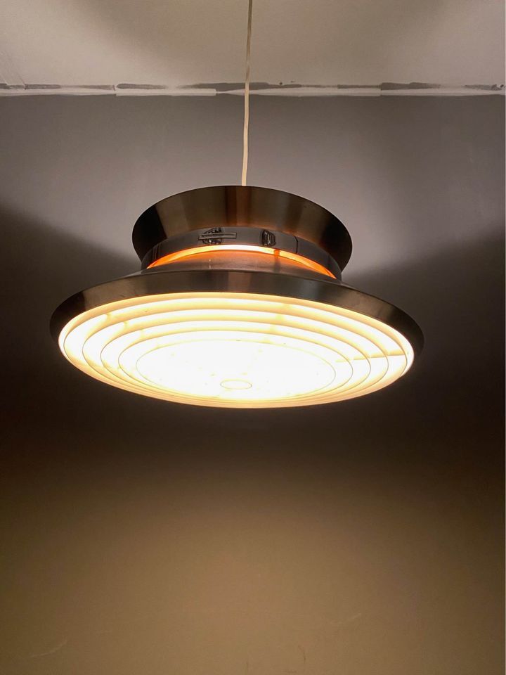 Lampe ronde vintage scandinave 60