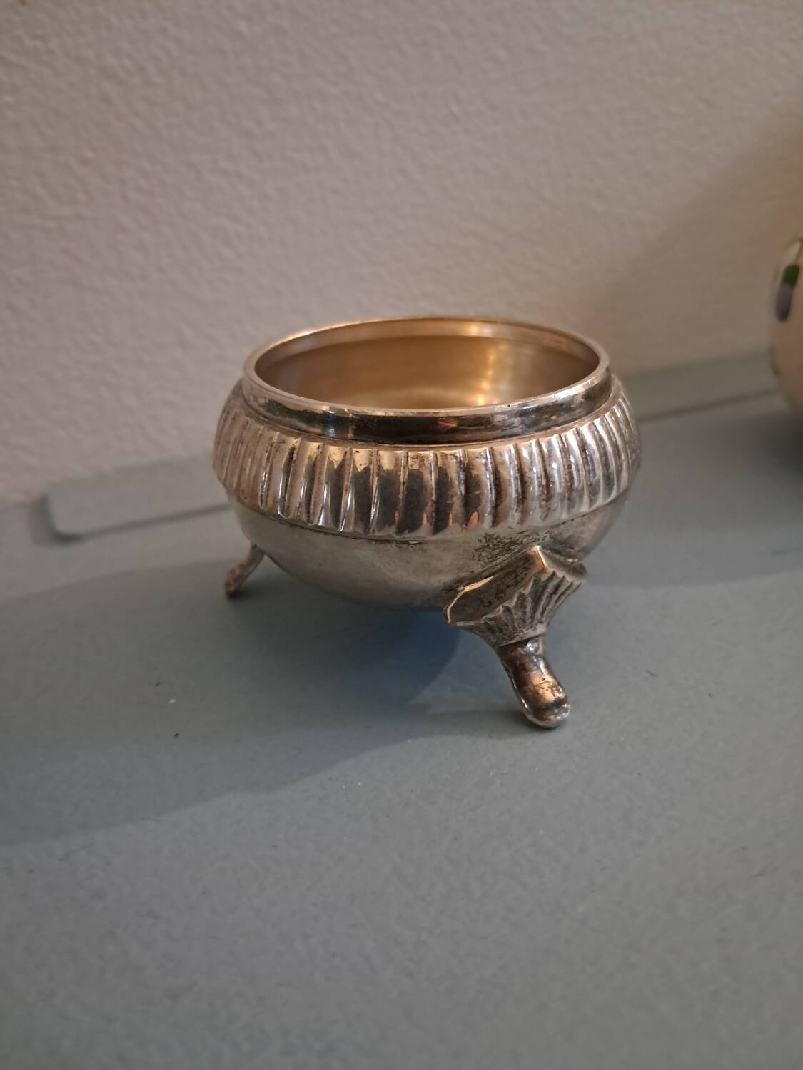 Vintage silver metal tripod salt shaker