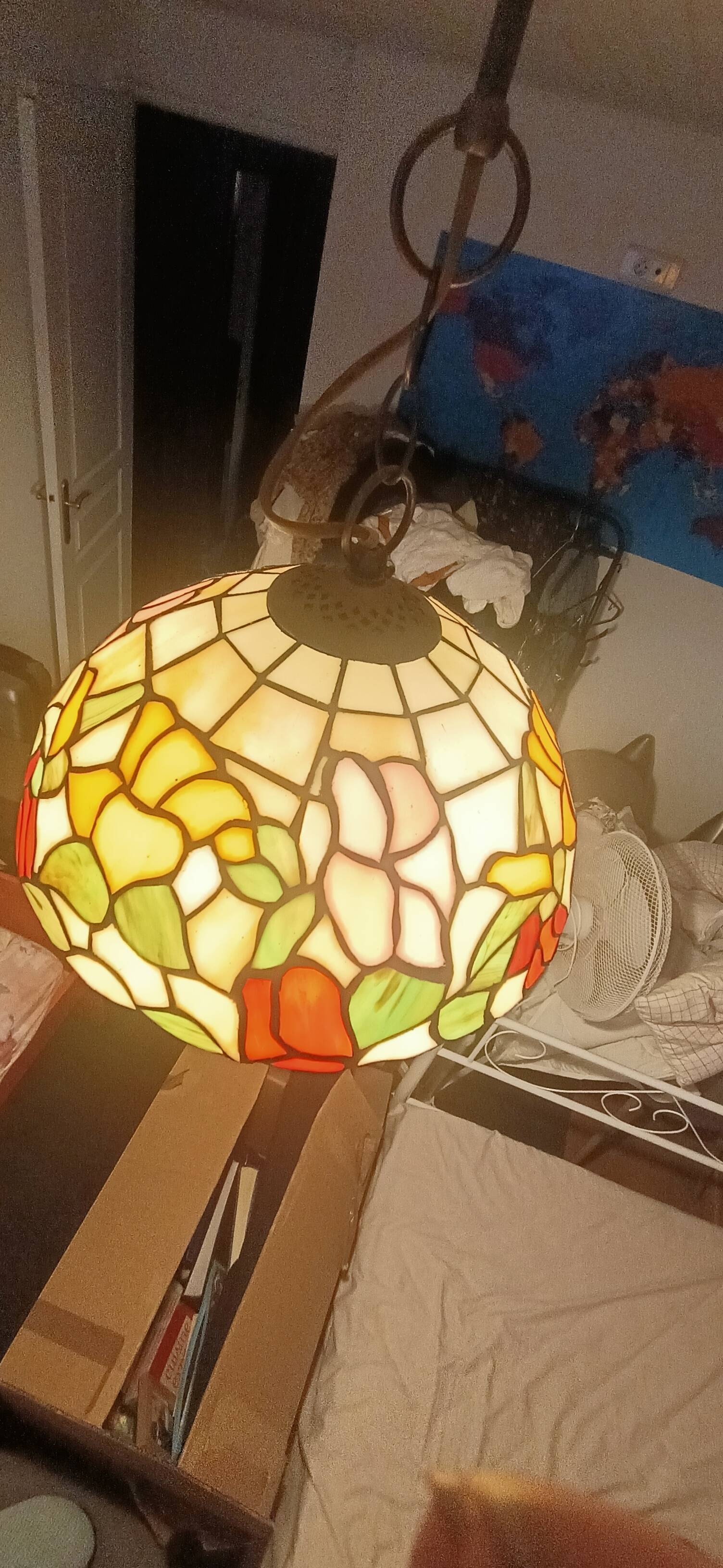 Floral decorated glass Tiffany suspension style.