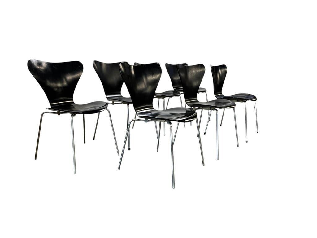 Chaise noire vintage / chaise papillon Fritz Hansen