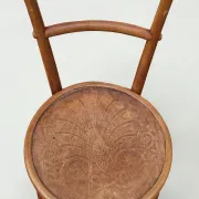 Chaise bistrot en bois courbé – Ungvár