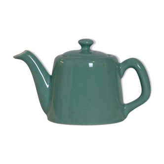 Teapot in earthenware