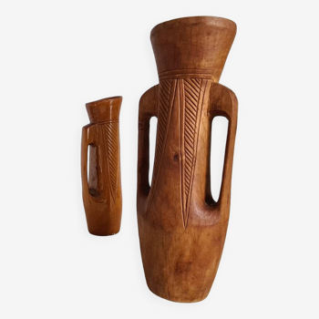 2 Vases en bois sculpté dans la masse / fabrication artisanale / années 70 / Mid-Century / décoration / XXème siècle / brutaliste