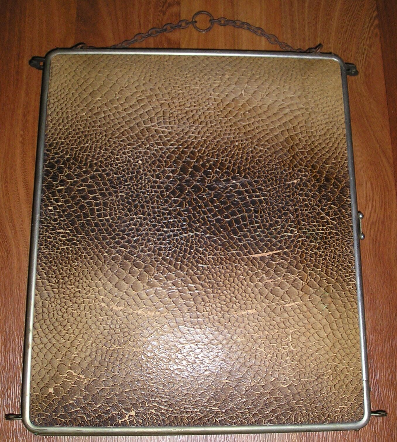 Barber triptych mirror