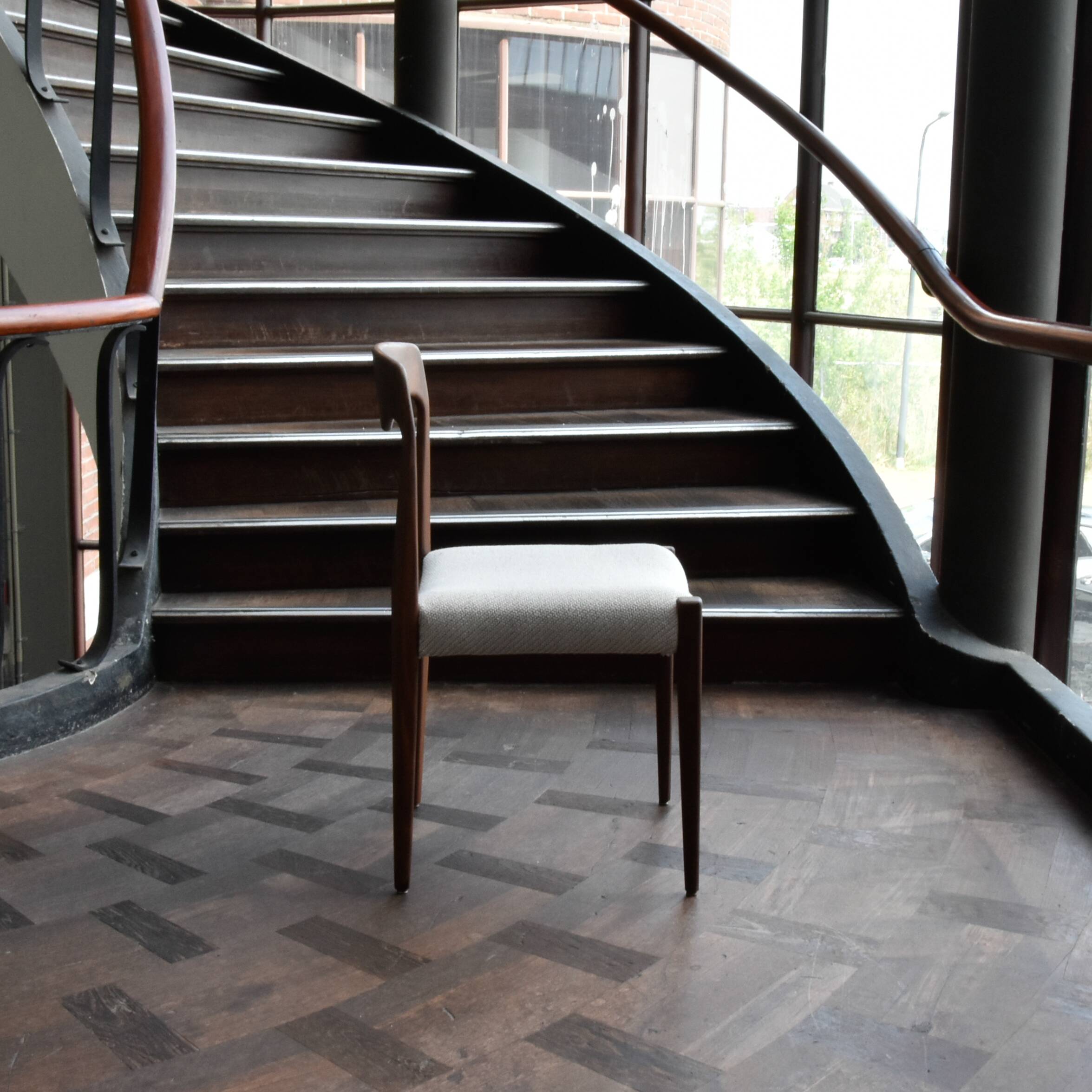 Danish Dining chair Attributed to Niels Moller