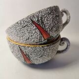2 Vintage ceramic cups signed Tess boat decor in enamels
