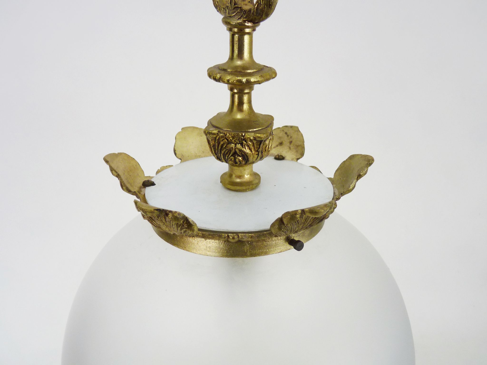 Brass chandelier and engraved glass globe, Louis XV style, 50/60