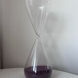 Glass hourglass