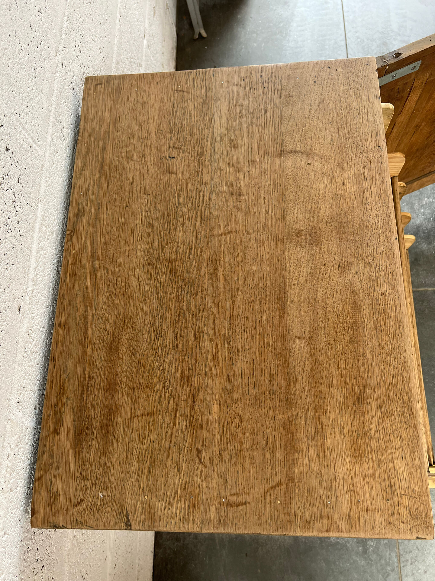 Old small workshop counter for haberdashery in oak.