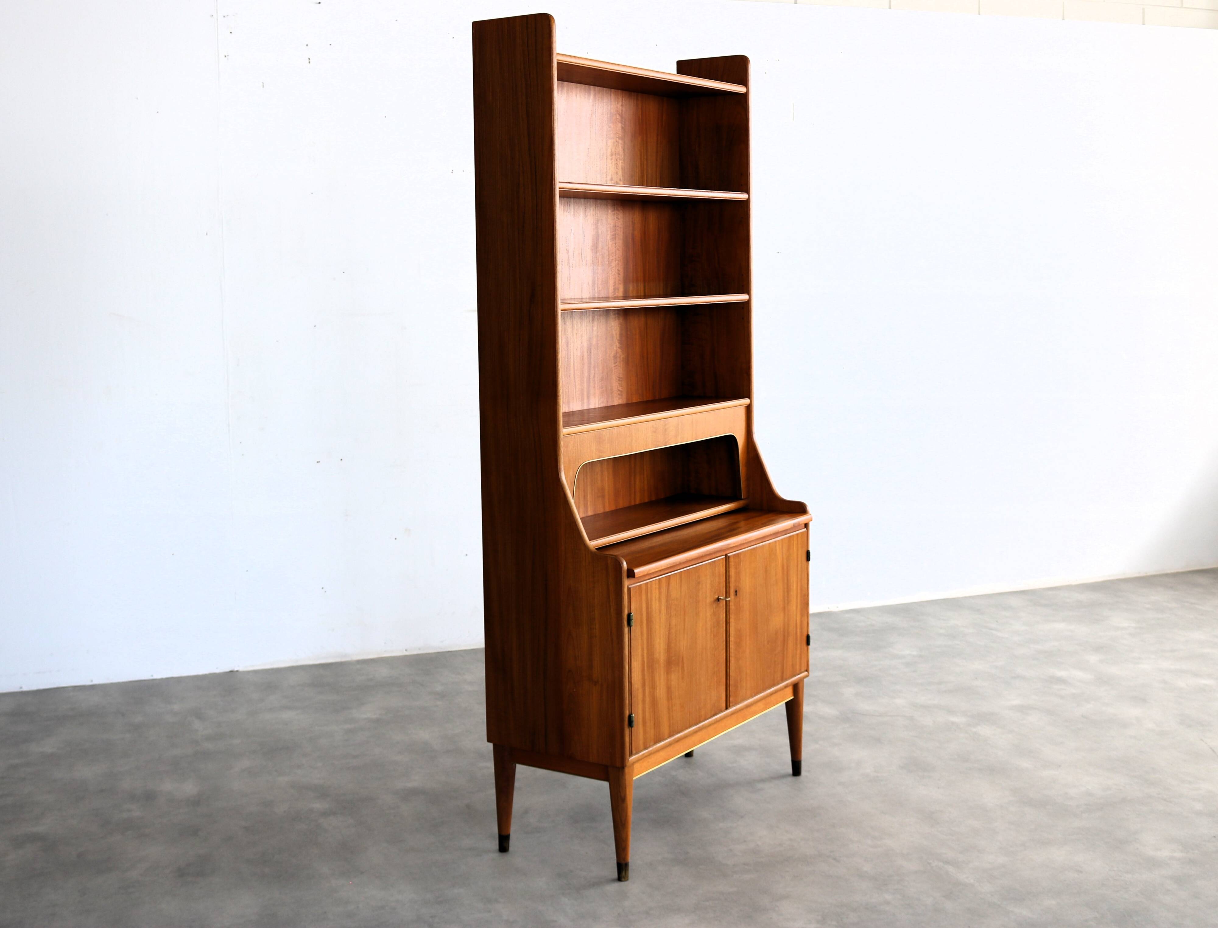 Vintage secretary | wall cupboard | 60s | treman
