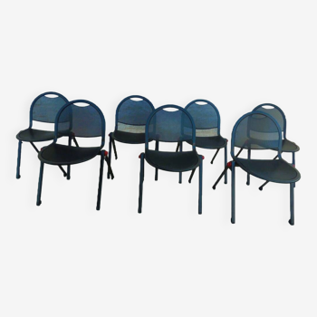 7 chaises de qualité de conférence en métal de couleur noir empilables et attachables