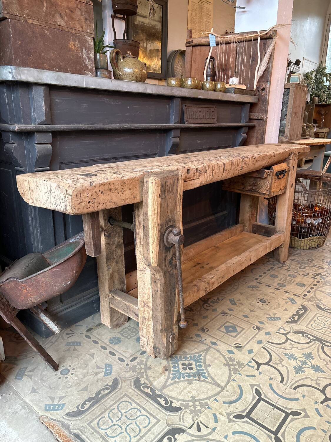 Carpenter's workbench