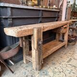 Carpenter's workbench