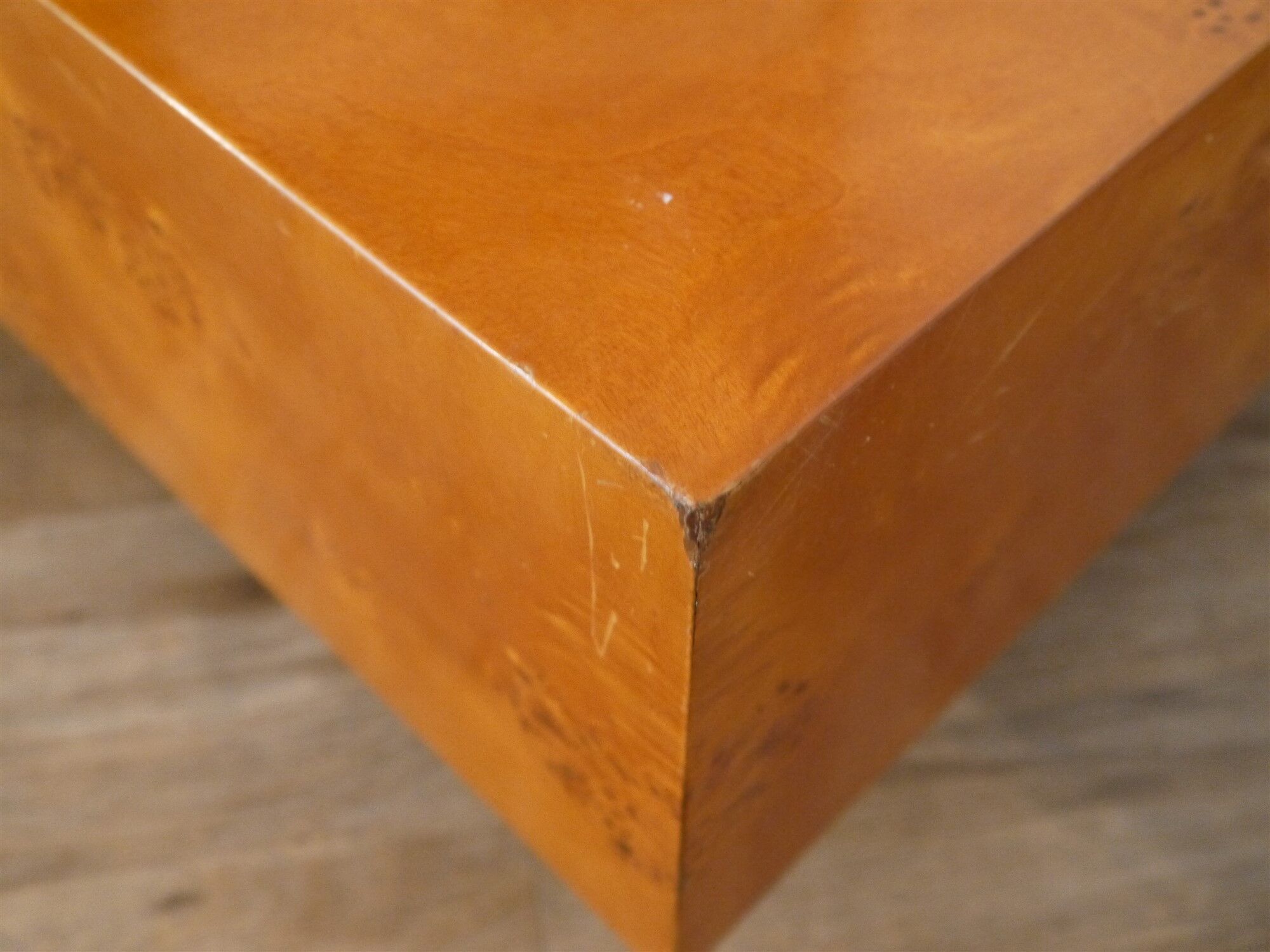 Vintage coffee table in elm magnifying glass 1970