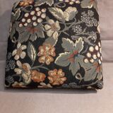 Floral foot rest