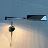 Mid-century Hollywood Regency chrome wall lamp by Florian Schulz for Interline, 1970s.