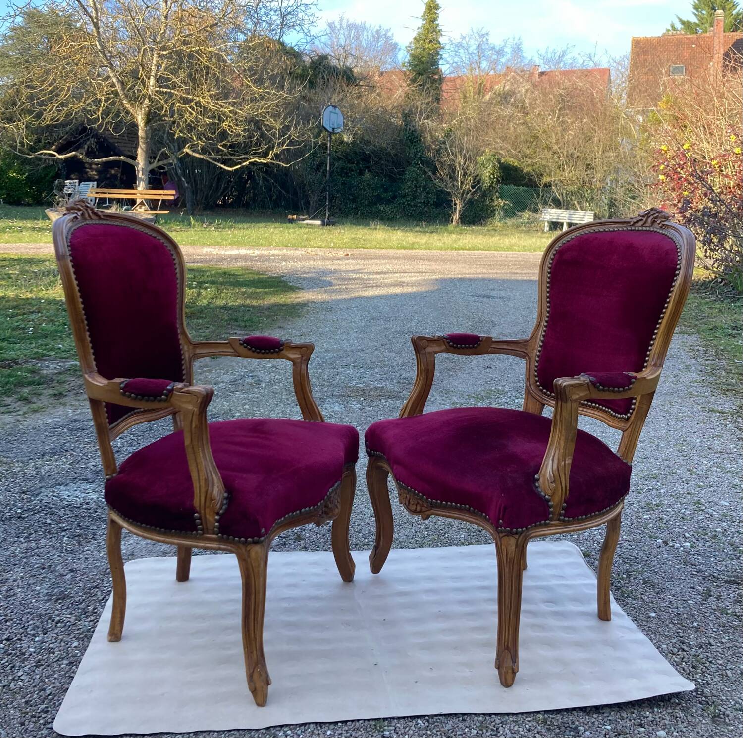 Louis XV armchairs in solid wood, 20th century