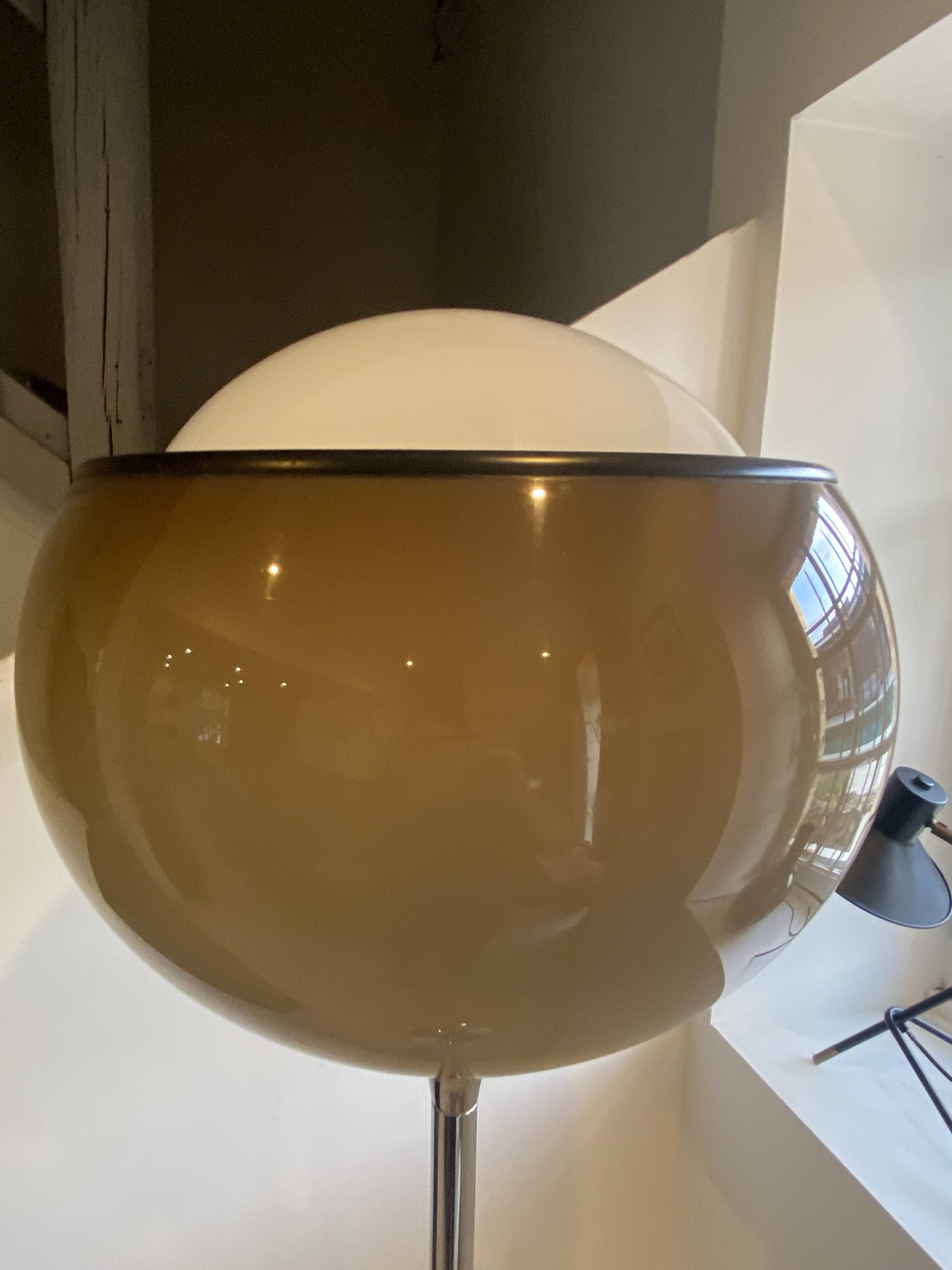 Chrome floor lamp Guzzini vintage 1960