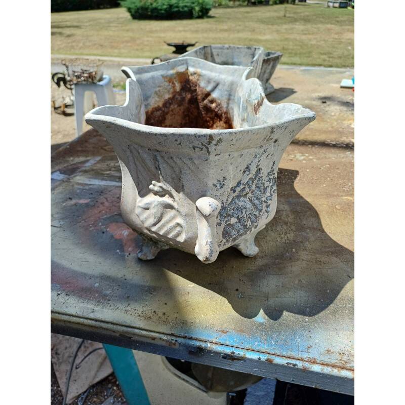 3 cast iron planters 1900: Charleville - Mézières