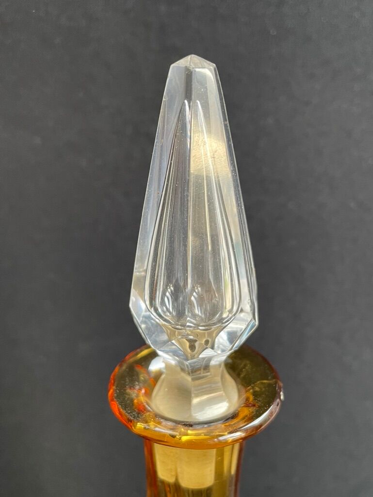 Liquor decanter - amber-cut crystal