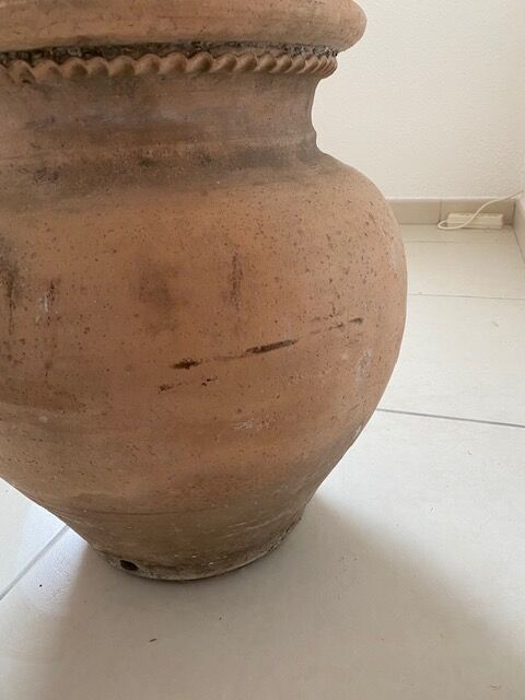 Terracotta pot