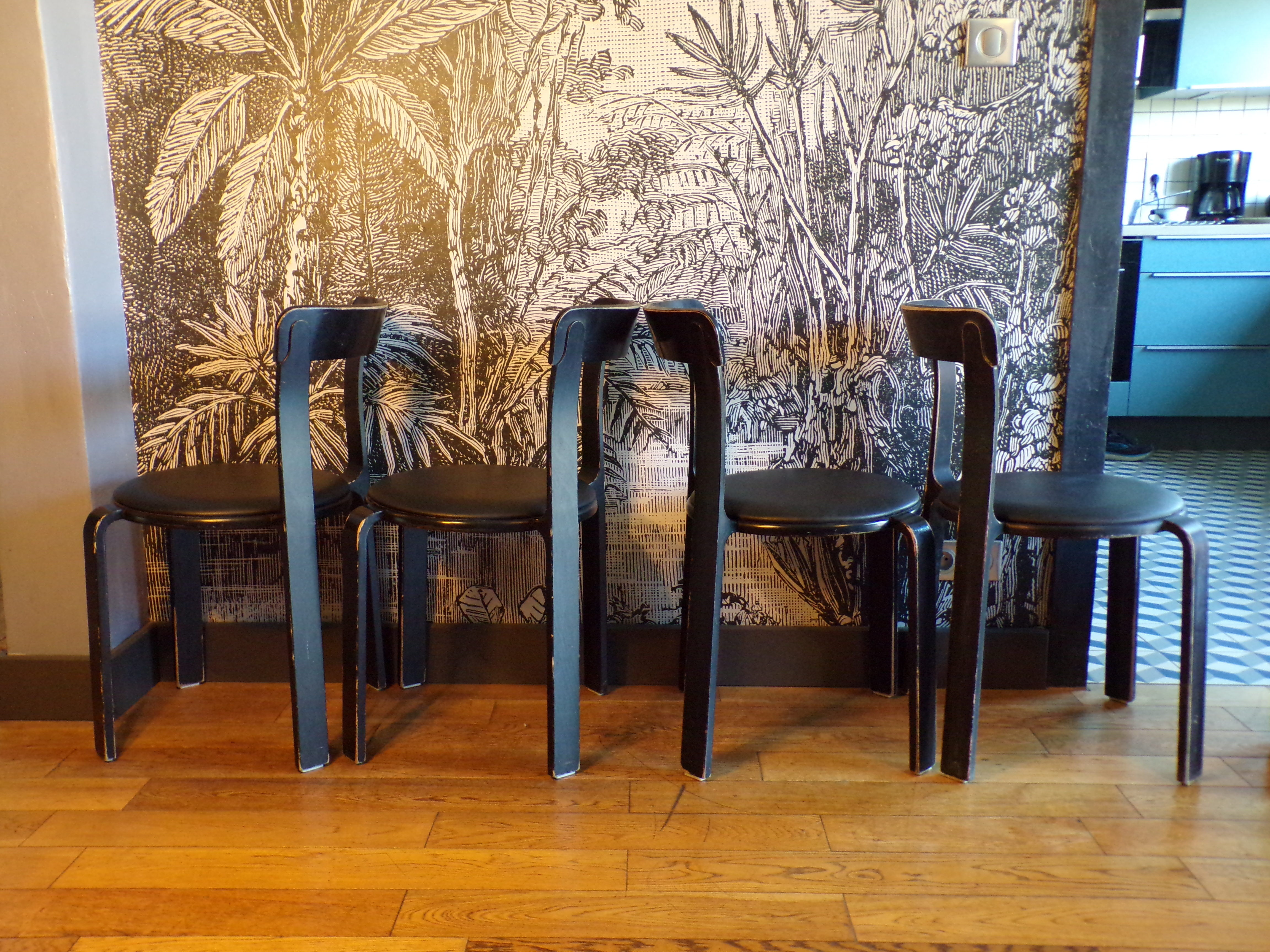 Suite 4 chairs Dietiker Bruno Rey