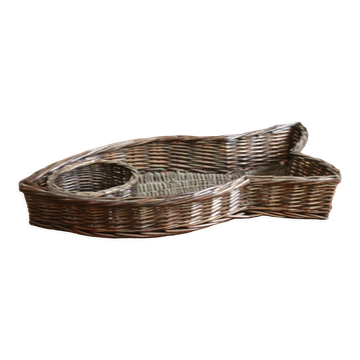 Fish wicker pan