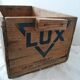 Ancienne caisse publicitaire en bois LUX