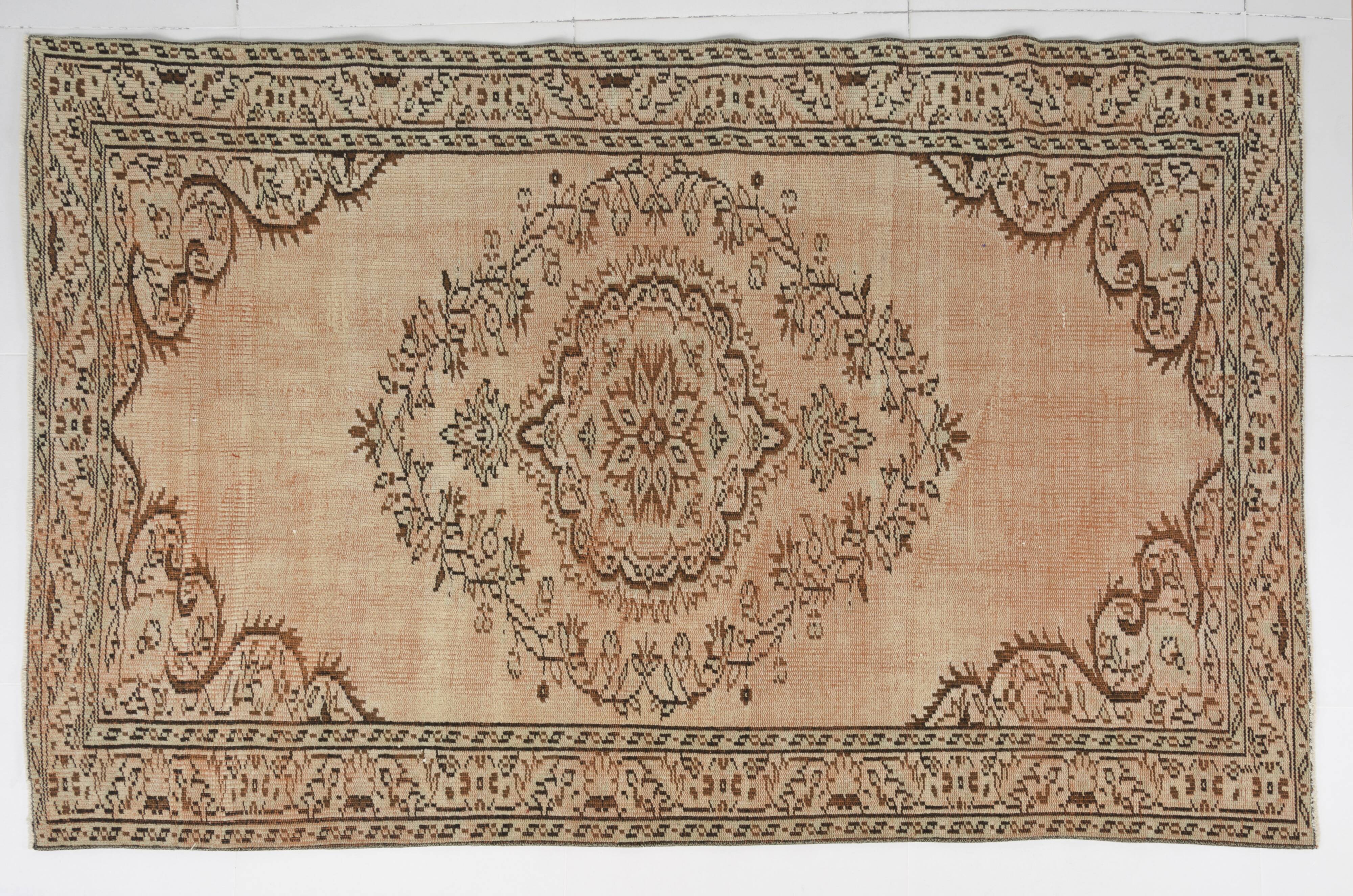 Anatolian Handkbotted Wool Carpet-1779