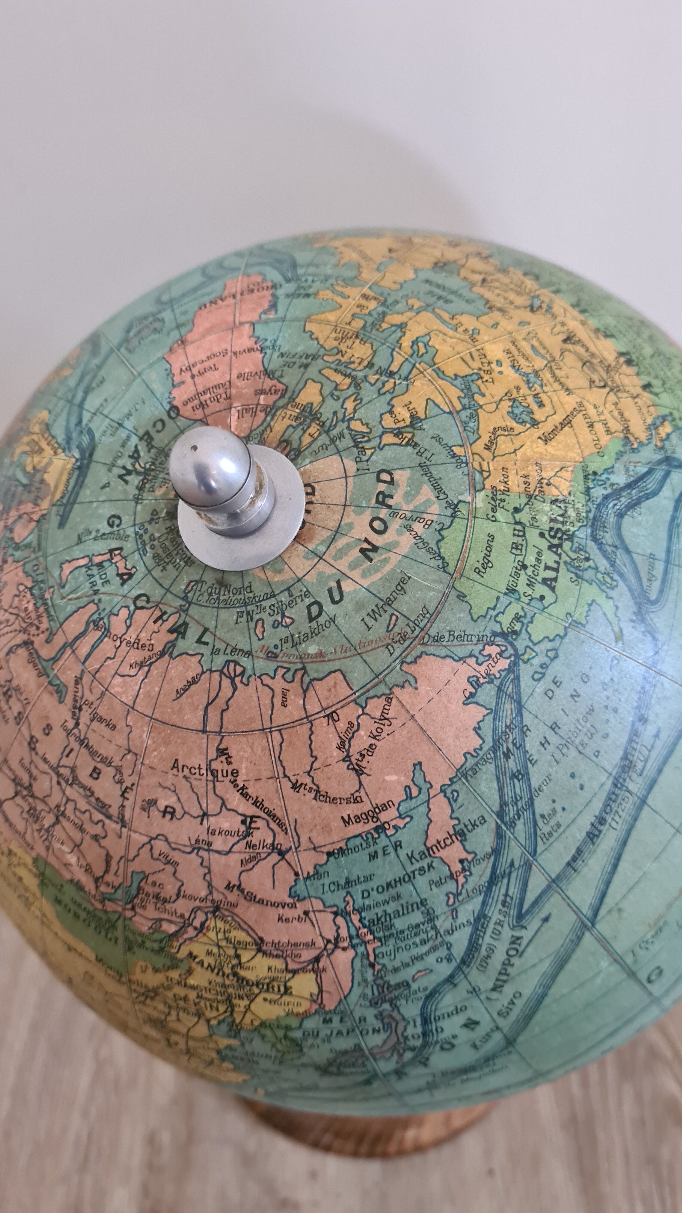 Former globe world map Geographer Joseph Forest Paris wood XIXth