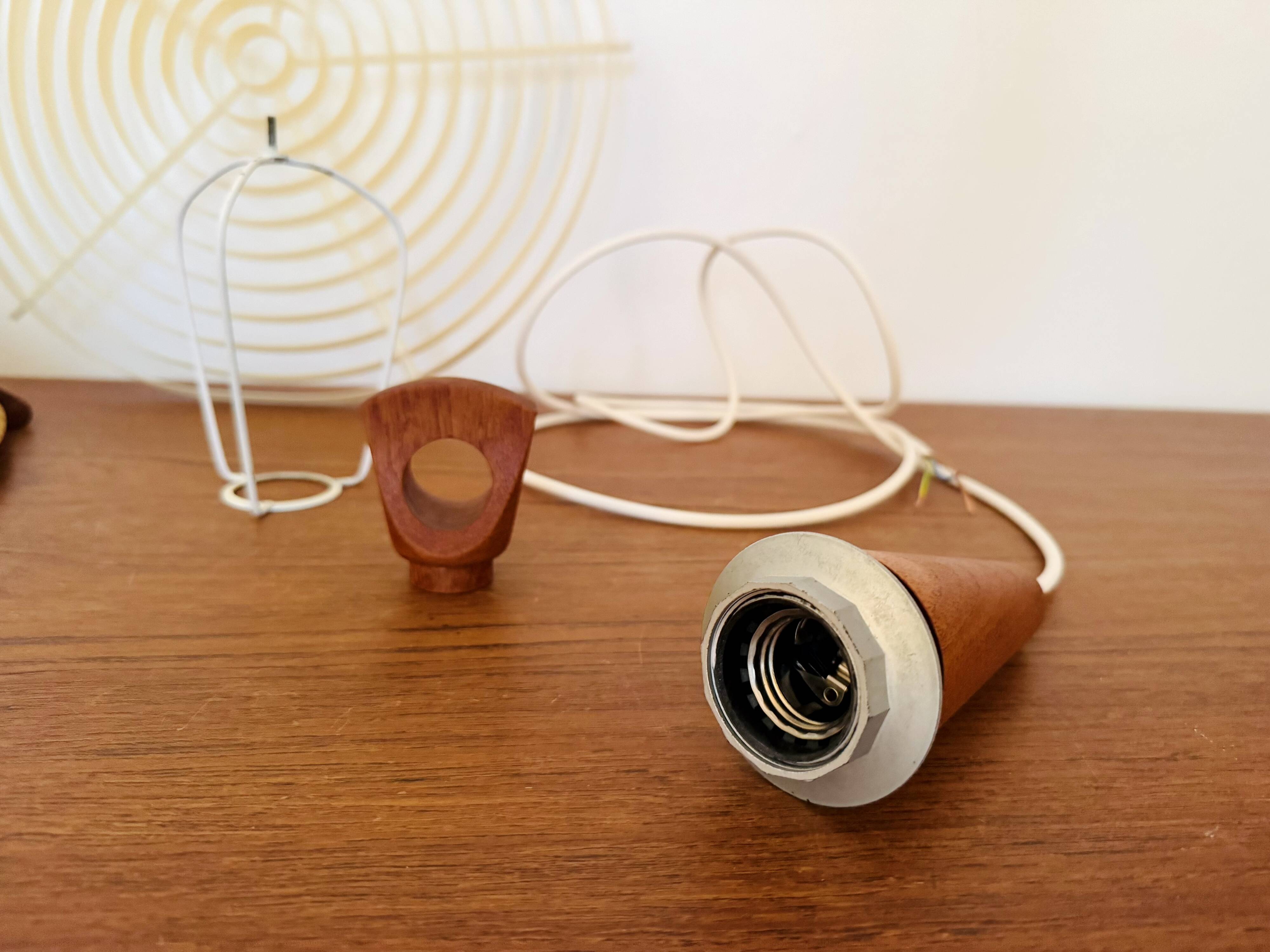 Suspension en sisal et teck par Temde