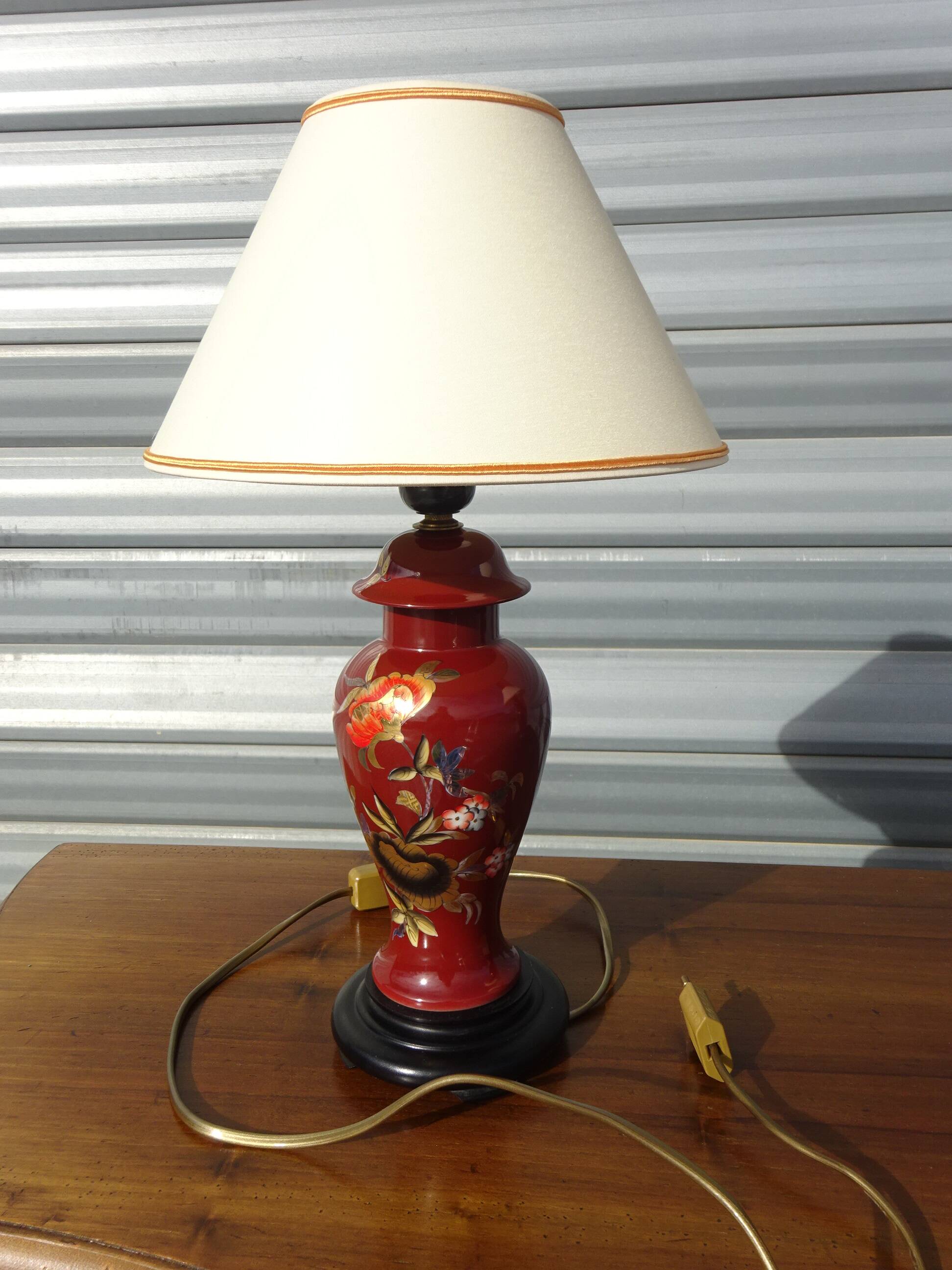 pair of bedside lamps in Limoges porcelain