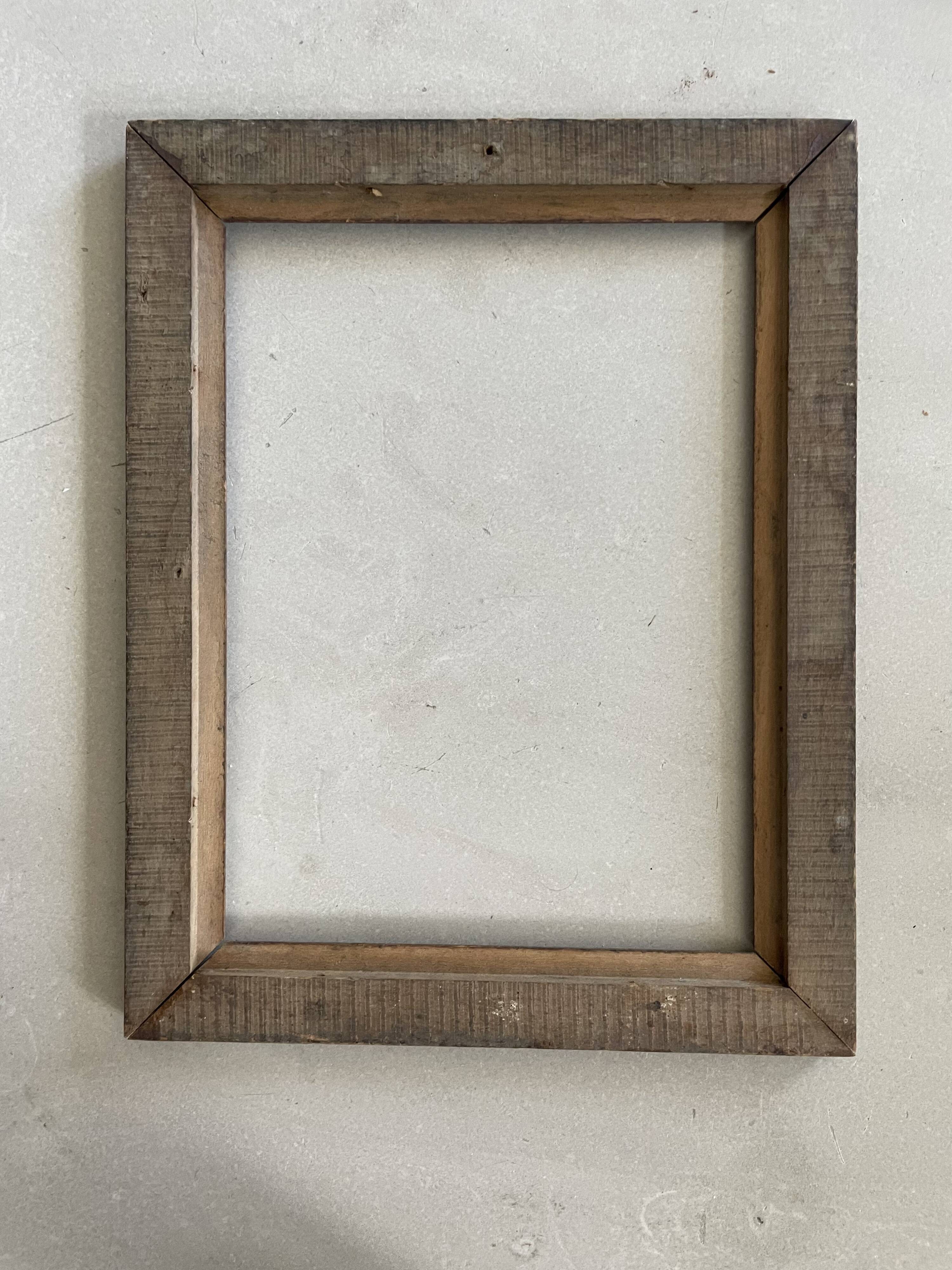 Old carved wooden frame 22x28cm