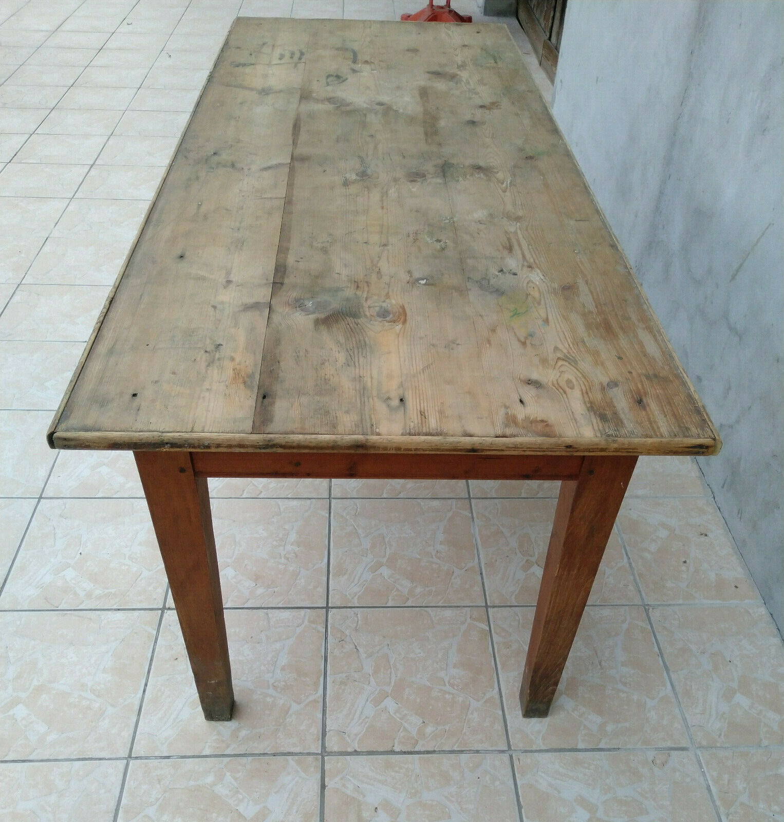 Pine farm table