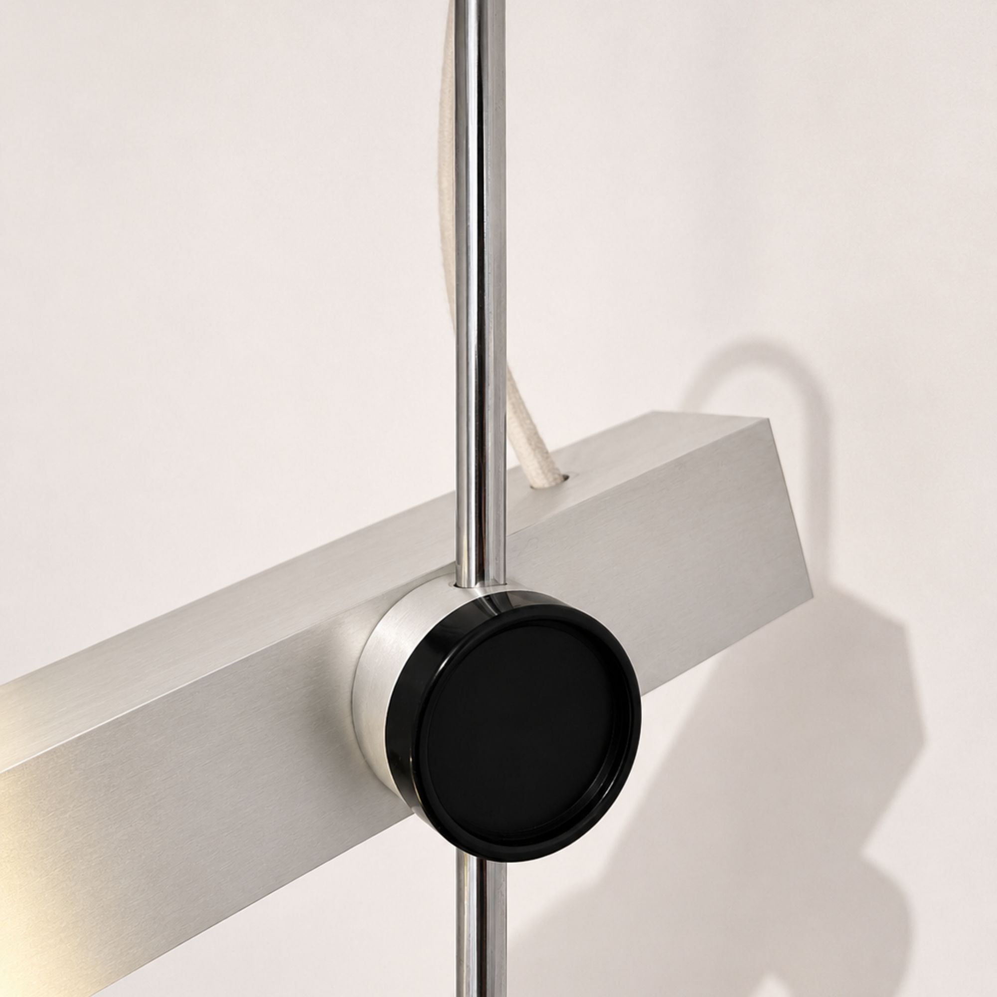 Lampe modèle F 219 par Étienne Fermigier