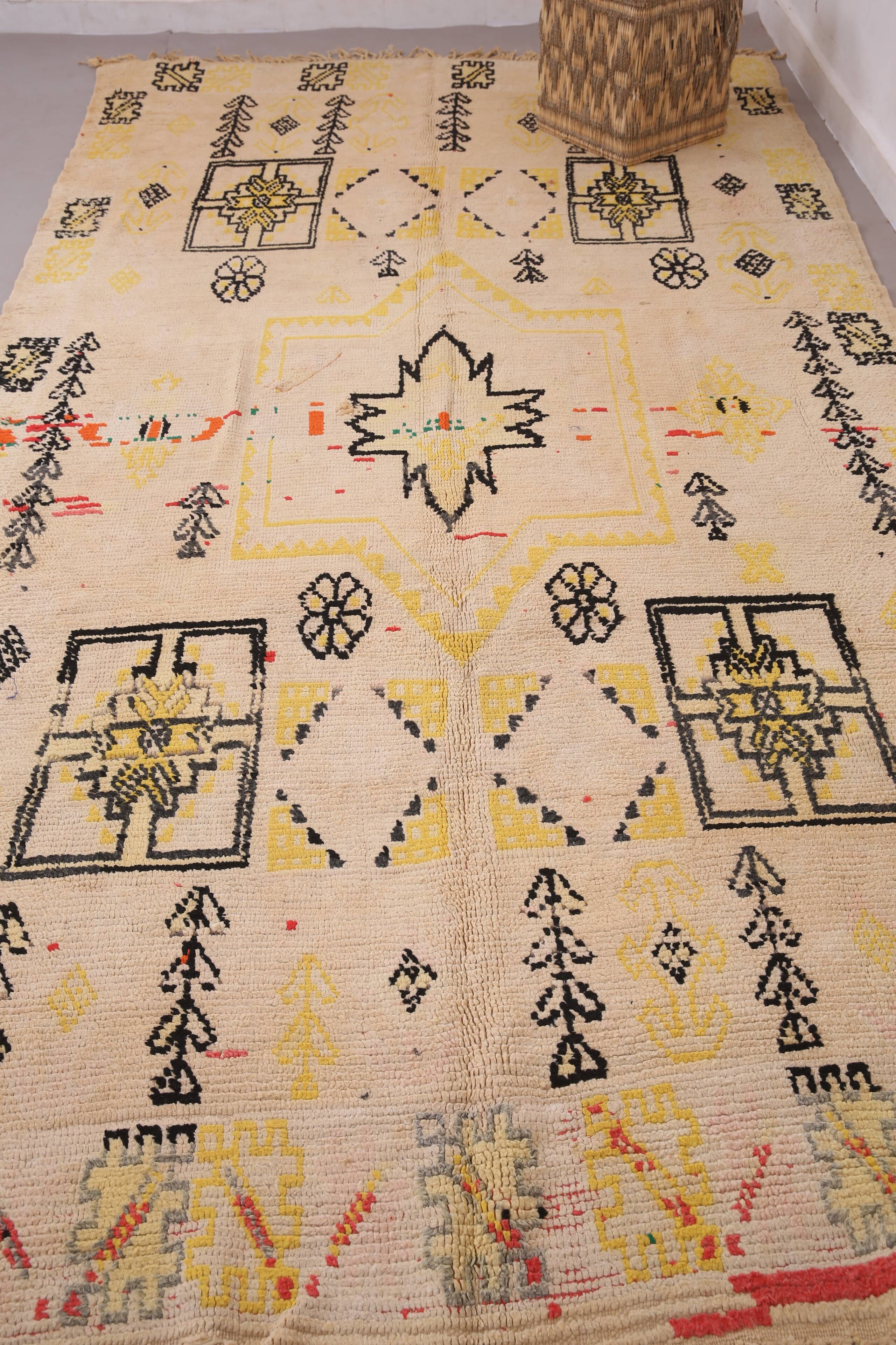 Beige Vintage Moroccan Rug 199 x 376 cm - Berber Wool Rug Handmade