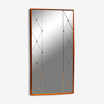 Miroir danois avec une feuille décorative