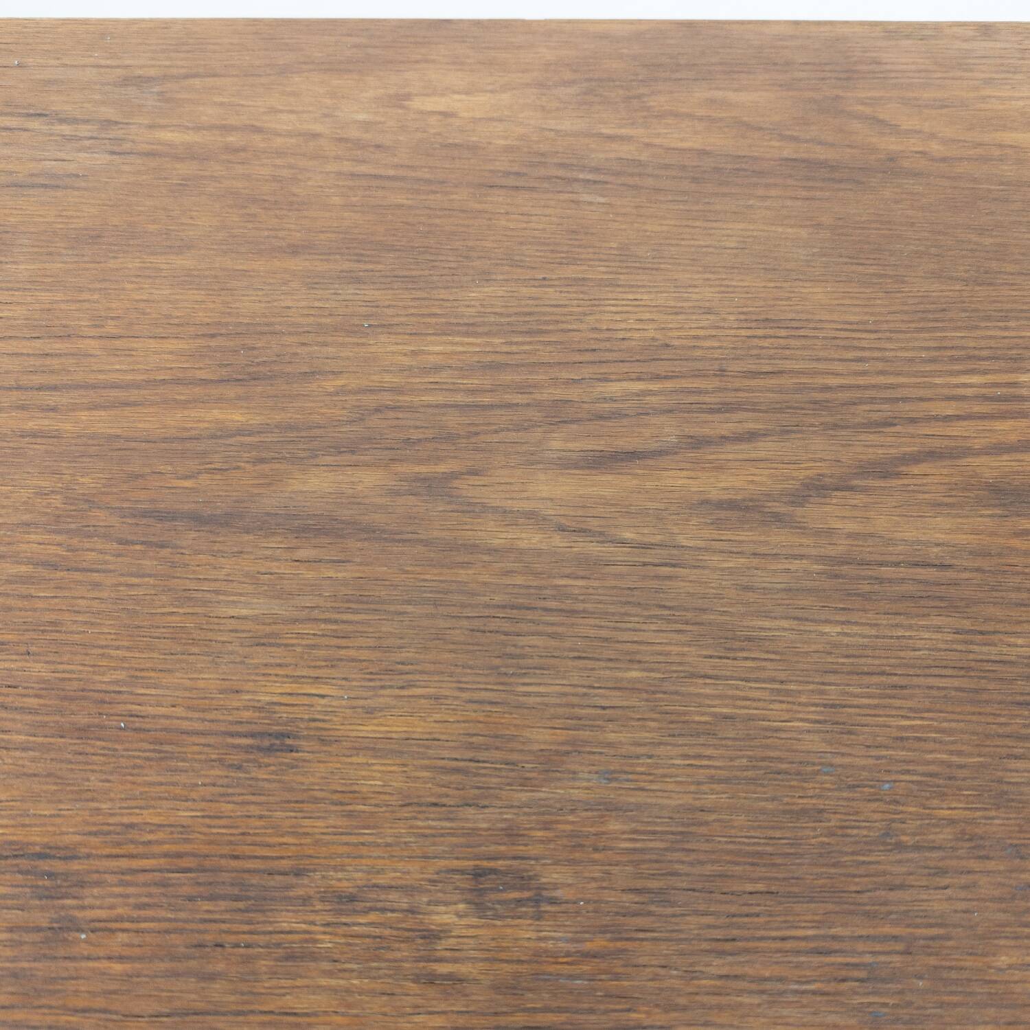 Table d'appoint moderniste en chêne par Jan Vaněk pour Krásná Jizba