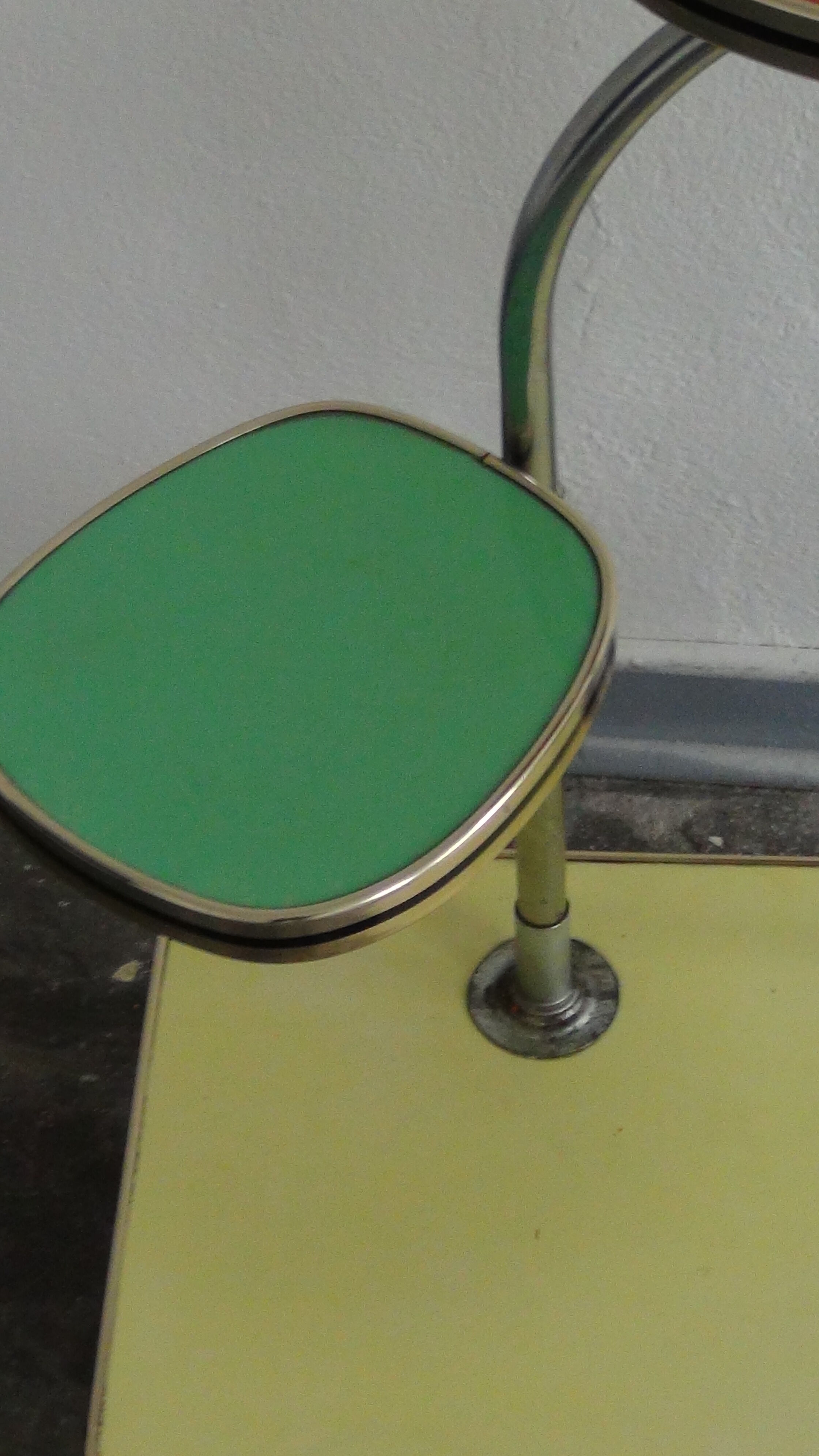 Vintage 50s flower table
