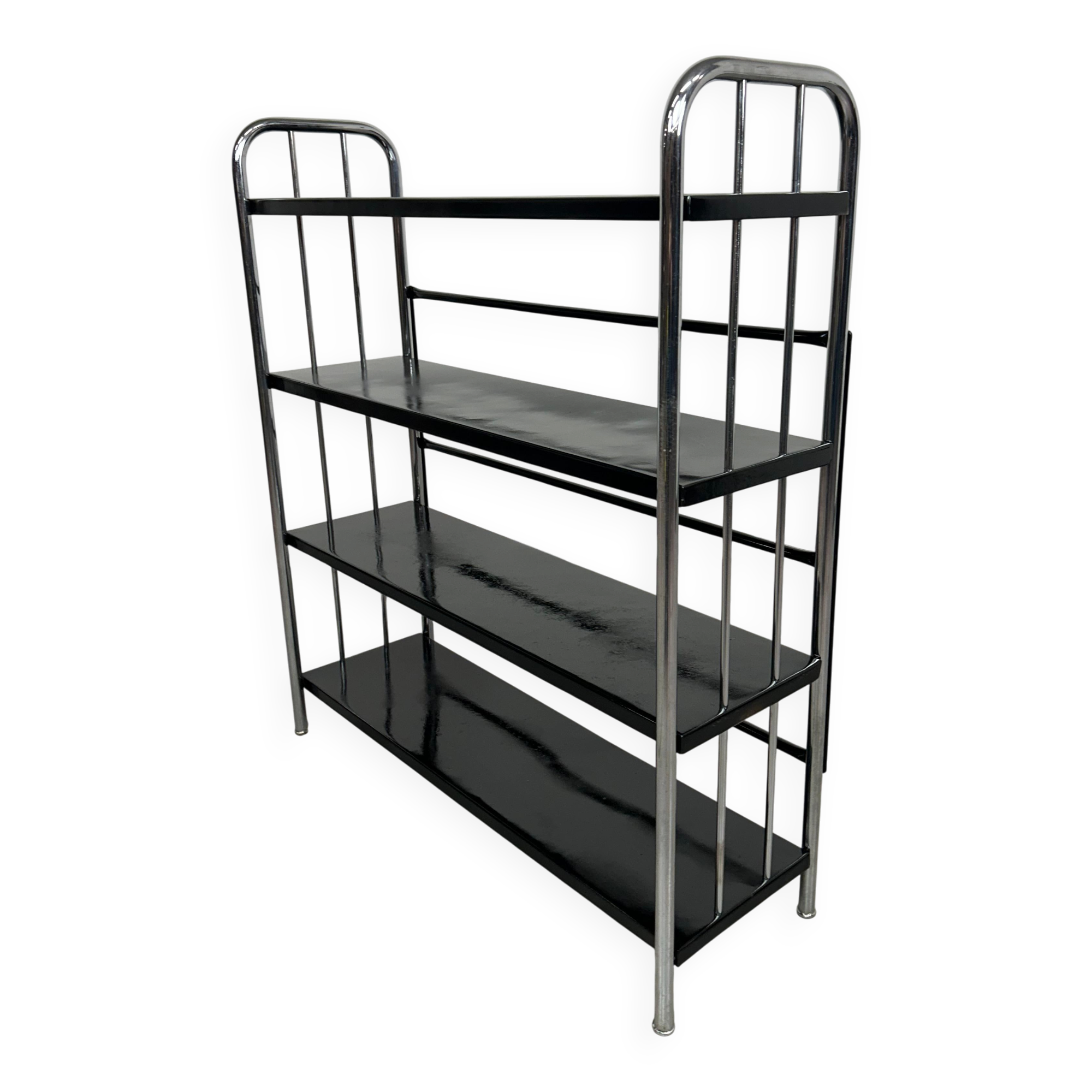 Étagère Bauhaus en acier tubulaire