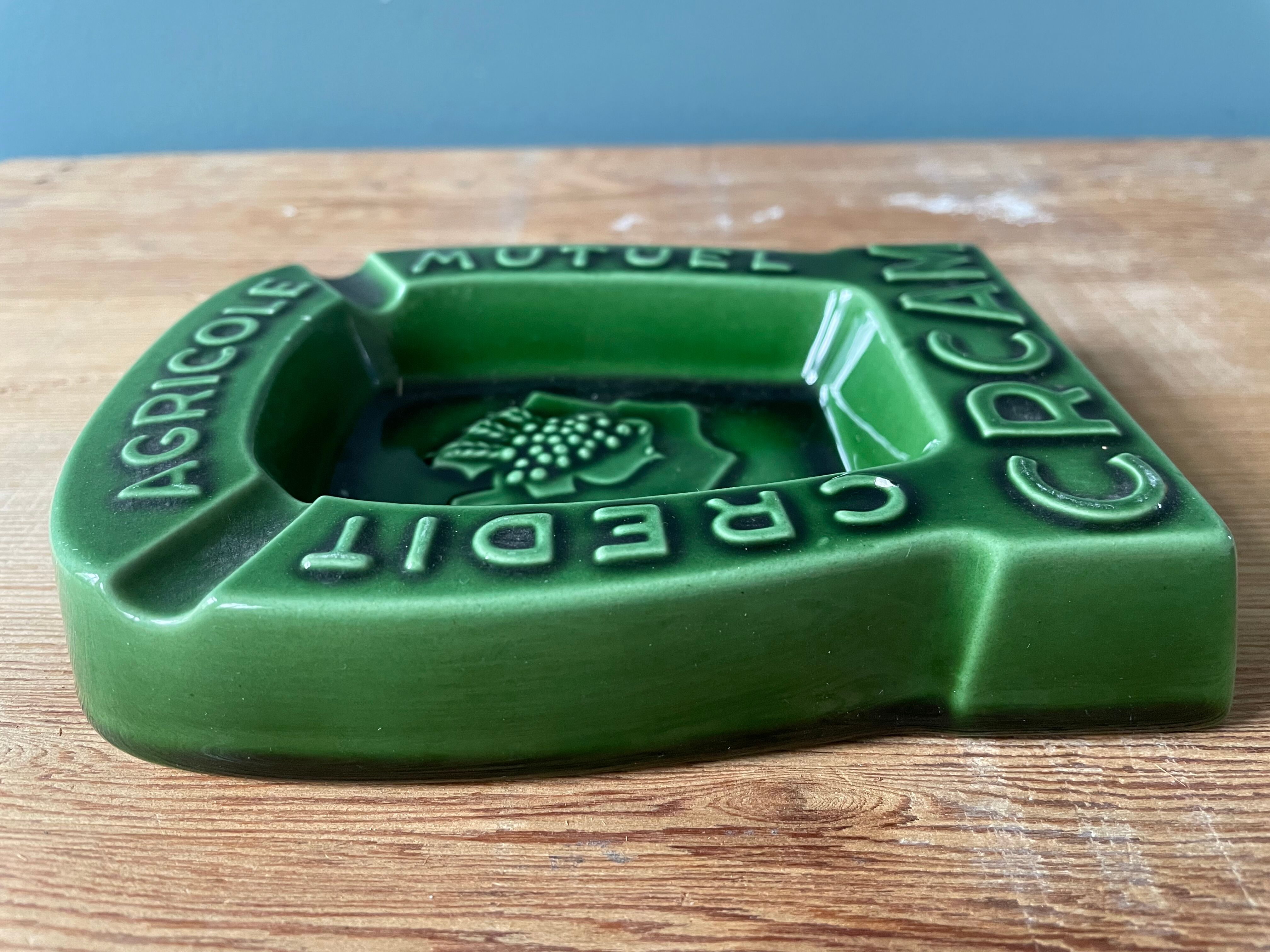 Vintage ashtray advertising