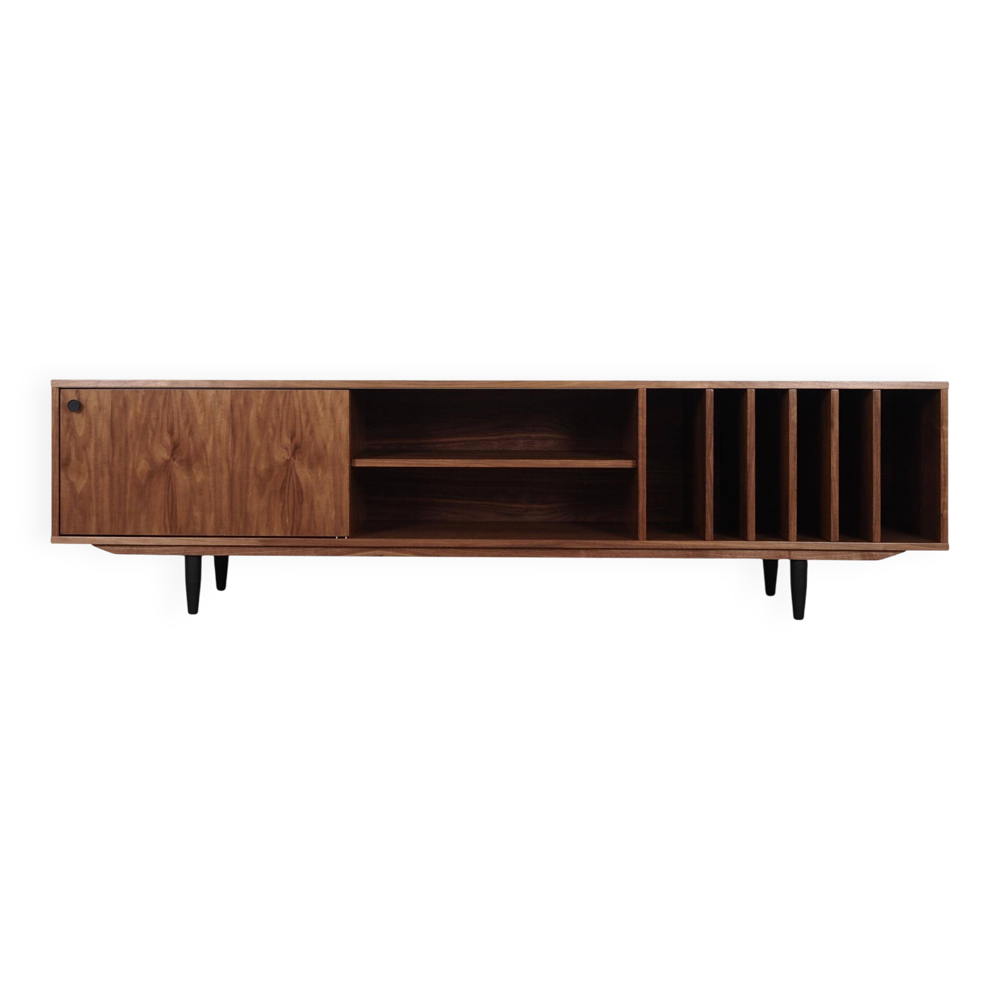Buffet en noyer, design scandinave
