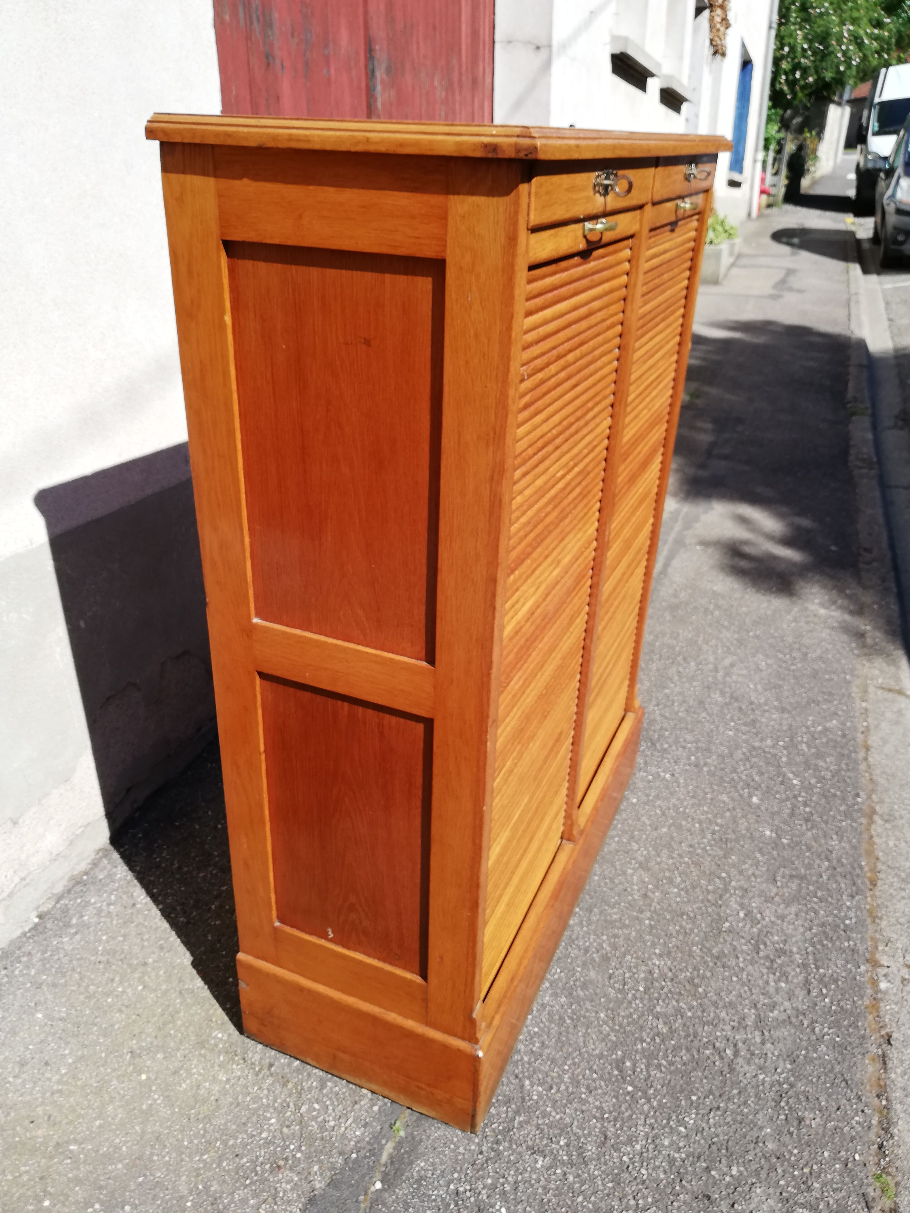 Furniture curtain binder year 30 oak