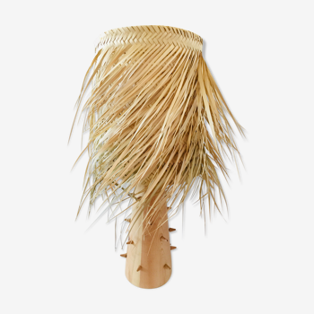 Lamp with straw lampshade L