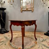 Middle table in walnut period Louis XV around 1730