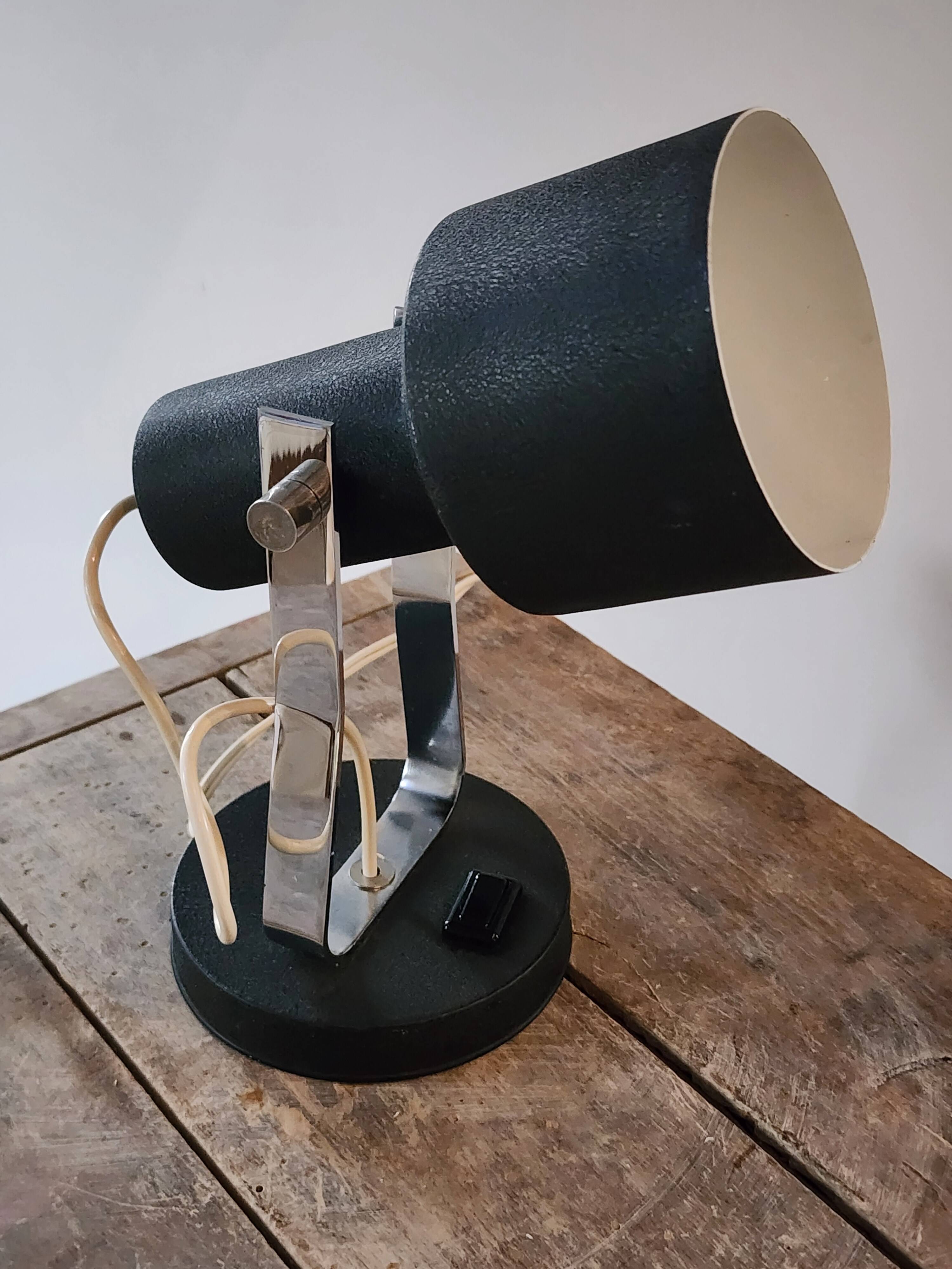 Delmas vintage lamp "Monteuse"