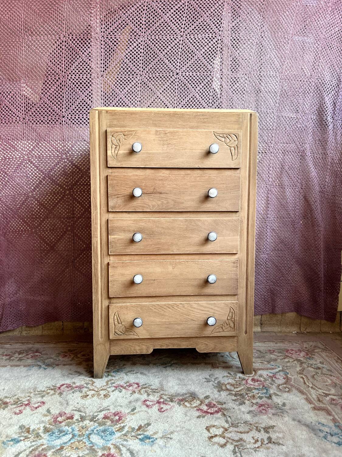 Art Deco oak chest of drawers.