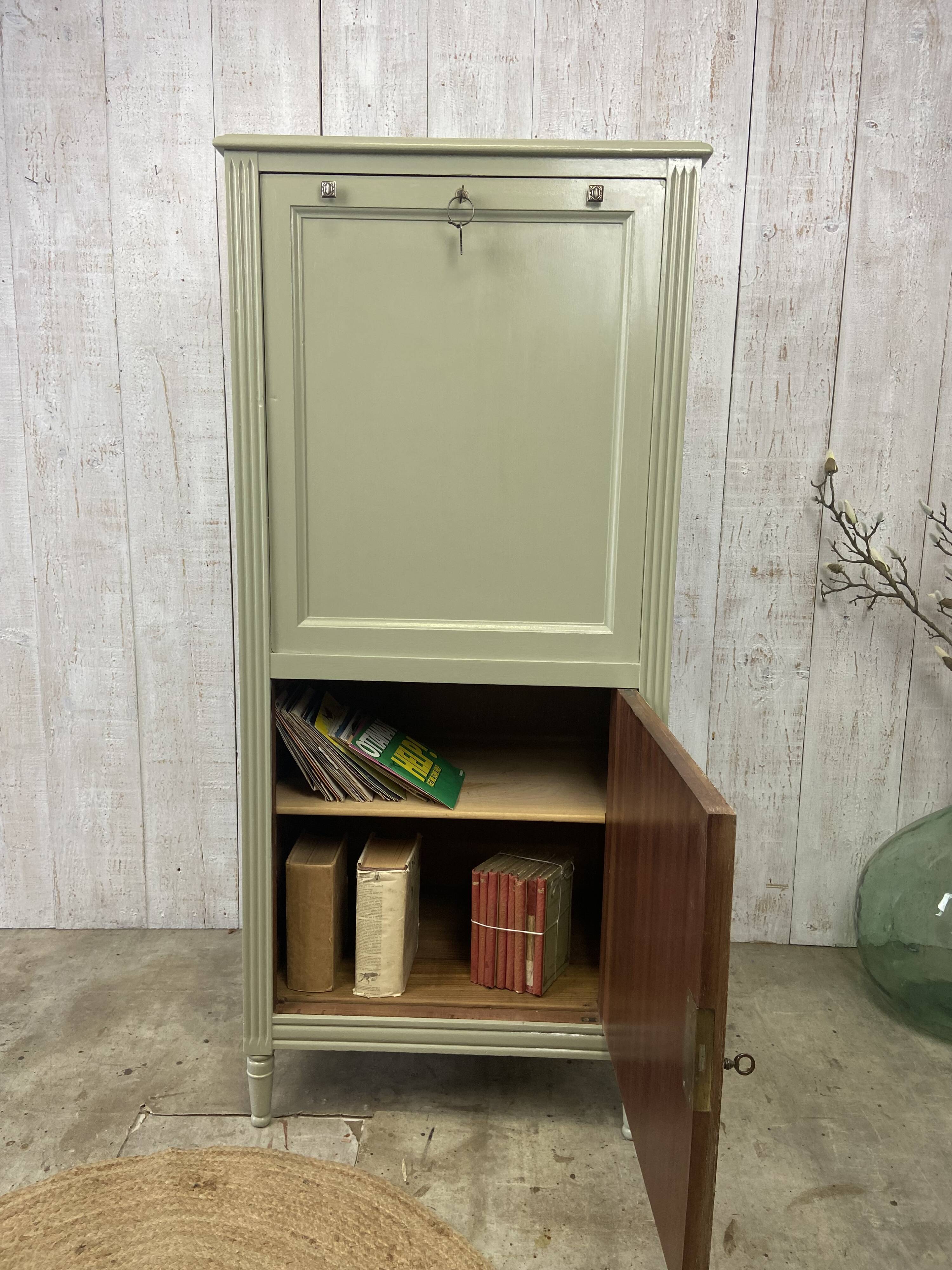 Secretary of the 1950s