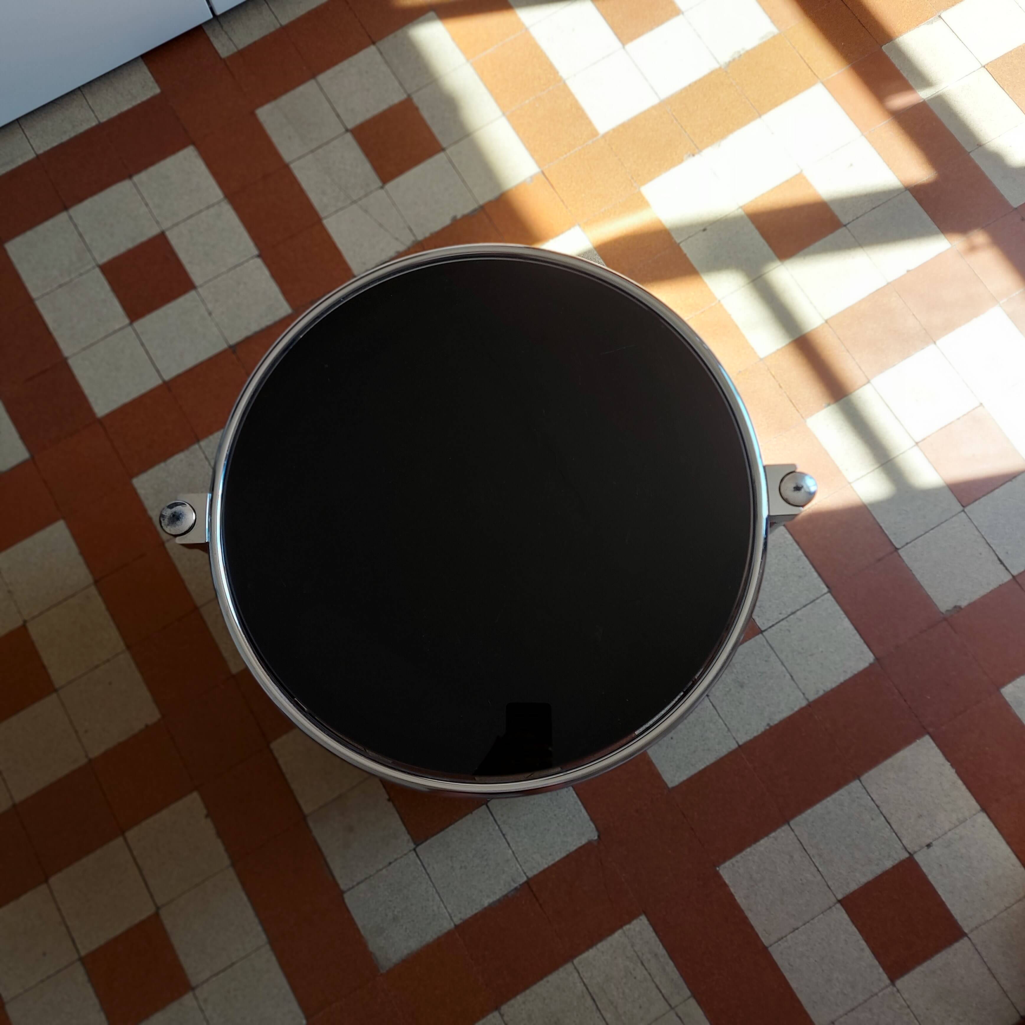 Flexible coffee table